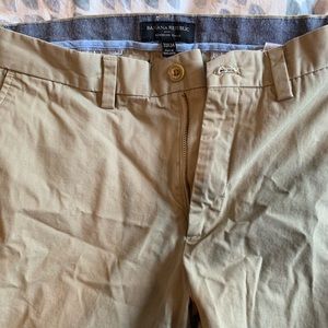 Banana republic 33 x 34 Emerson chino